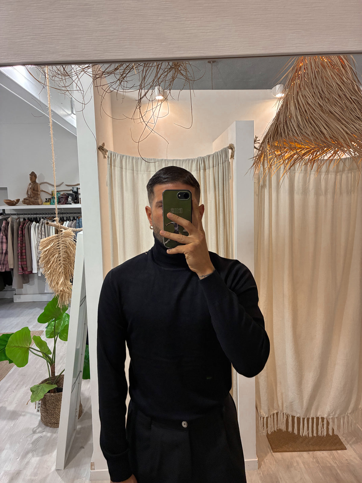 Dolcevita Slim-Fit