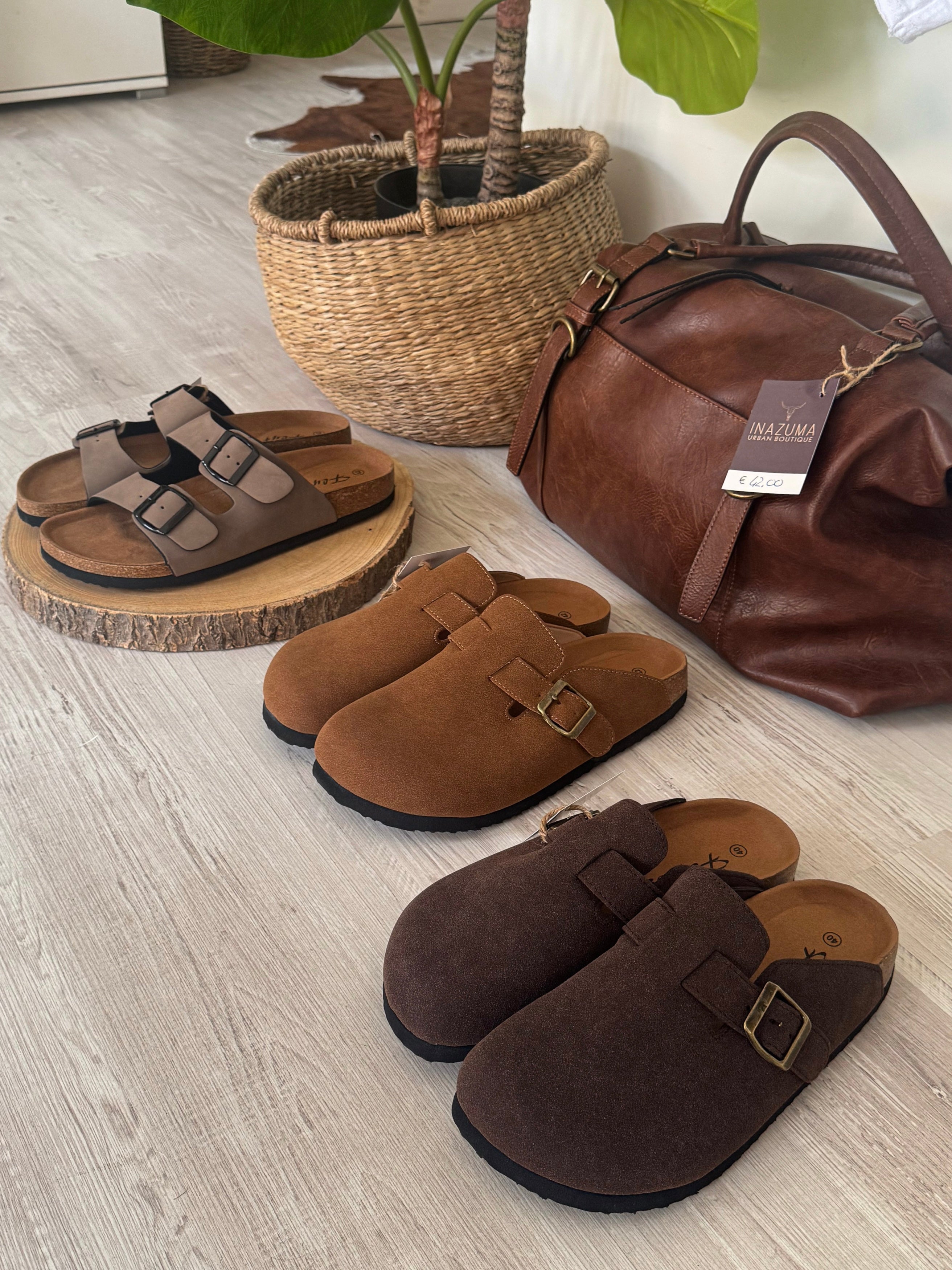 Sabot uomo scamosciato