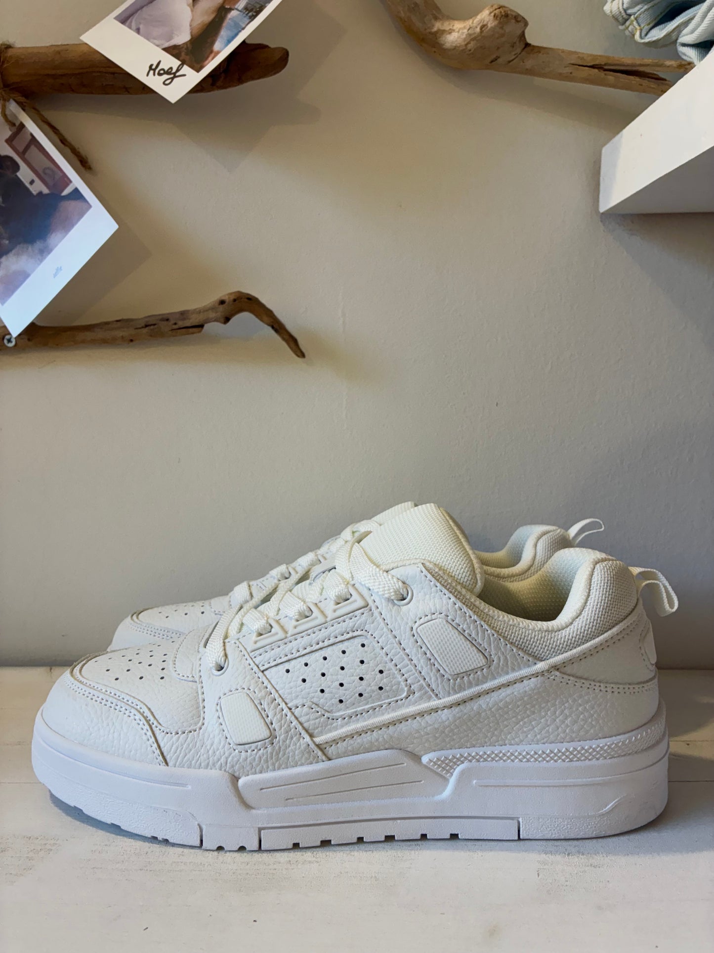 Sneaker